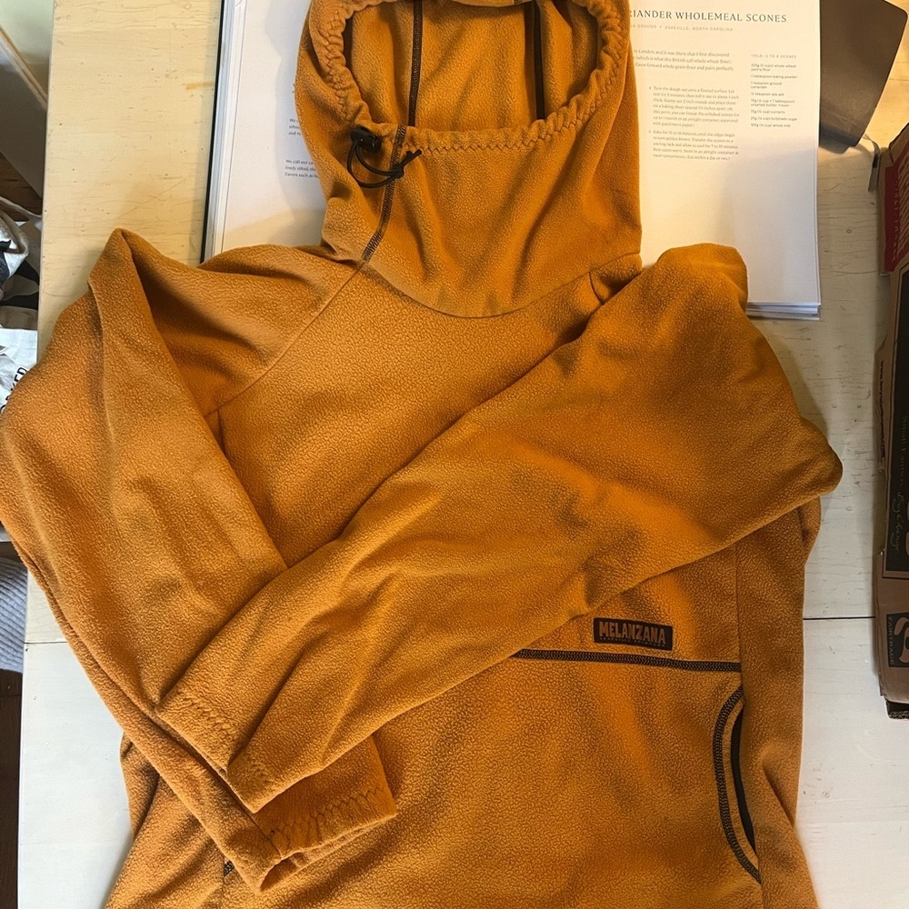 SELLING! wind pro hoodie. OPEN TO TRADES.. iso of bloom. Repost!